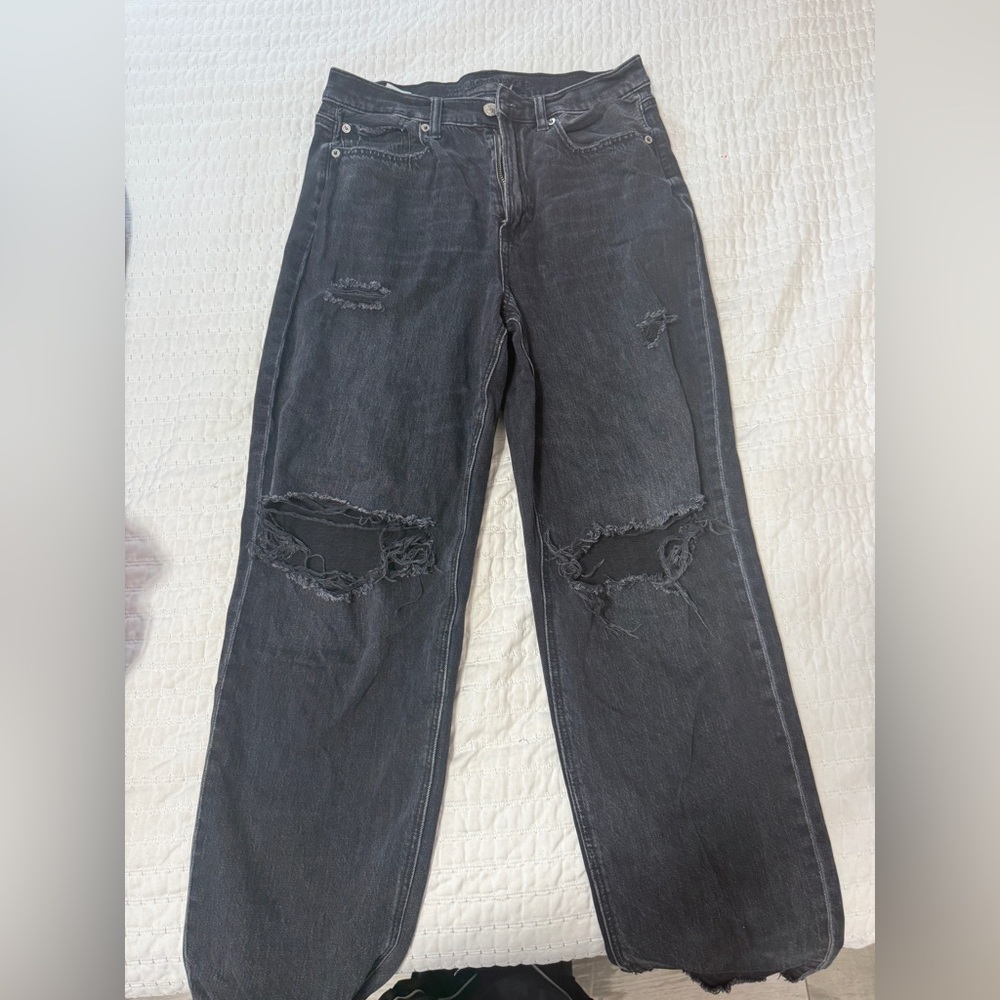American Eagle Outfitters Black Distressed Boyfriend Jeans